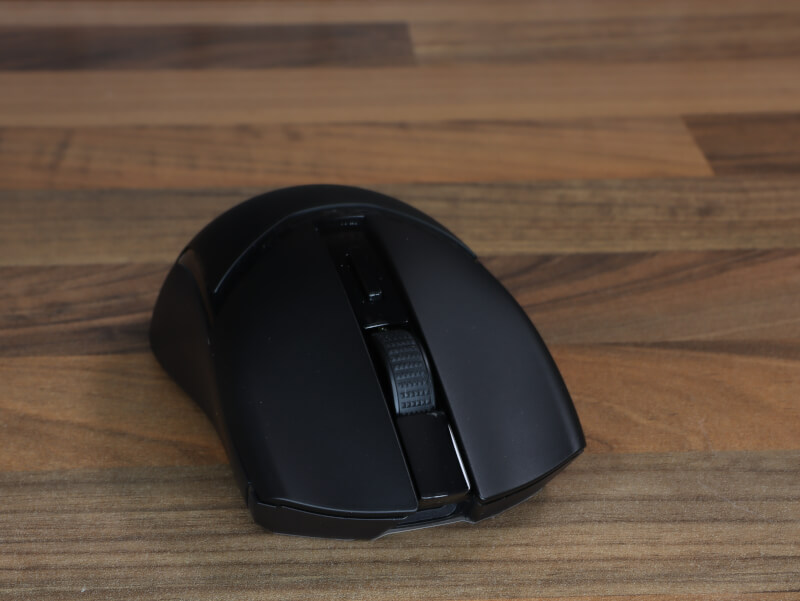 Razer Cobra HyperSpeed AI PROMPT MASTER TRI-MODE MULTI-DEVICE Focus X 26K Optical Sensor CHROMA LIGHTWEIGHT.JPG